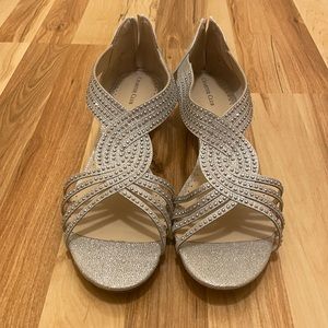 Like new sparkly sandals